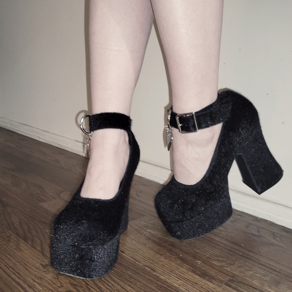 Dolls Kill Sugar Thrillz Feline Good Fuzzy Black Platform Heels Goth Fetish 8 - Picture 2 of 10